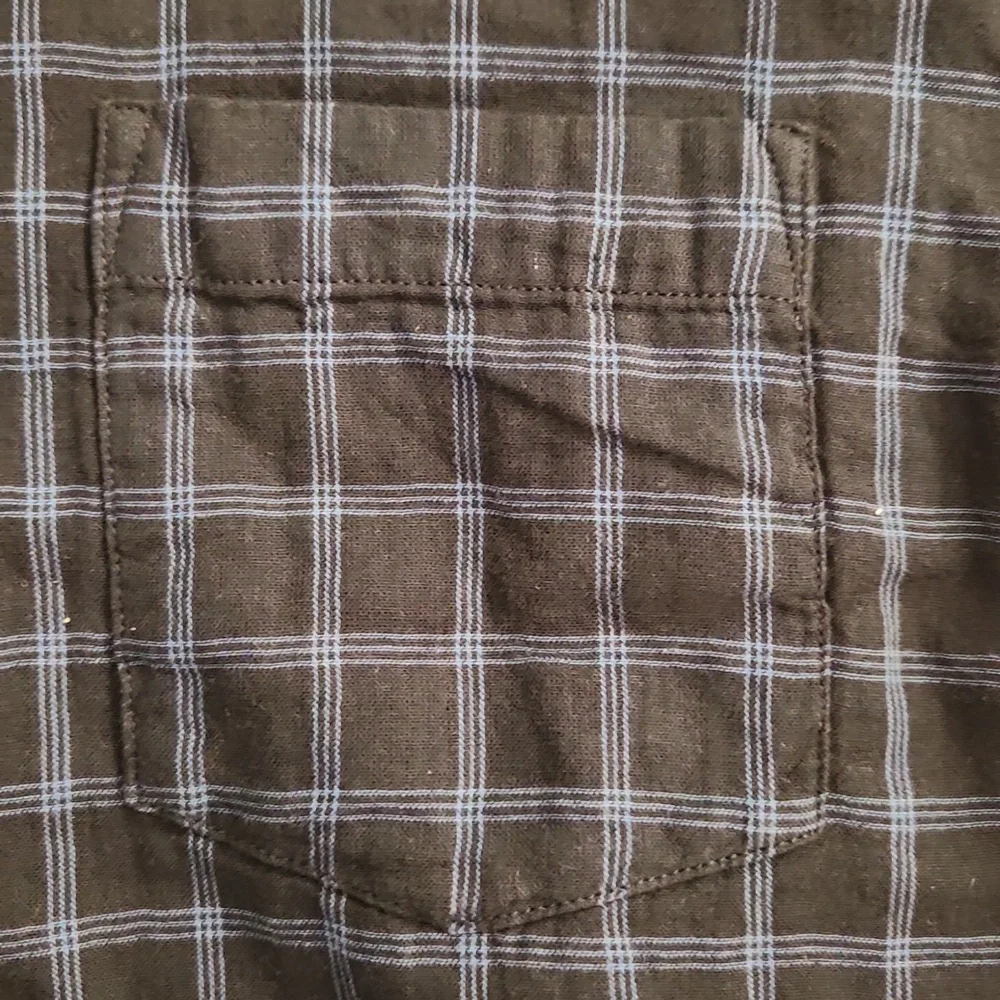 Banana Republic Untucked Plaid Shirt - Large